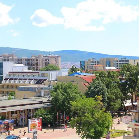 Coral Sluneční pobřeží