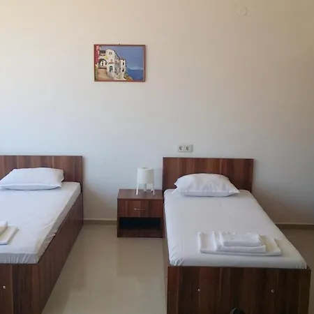 Coral Hotel 3*